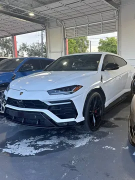 2022 Lamborghini Urus