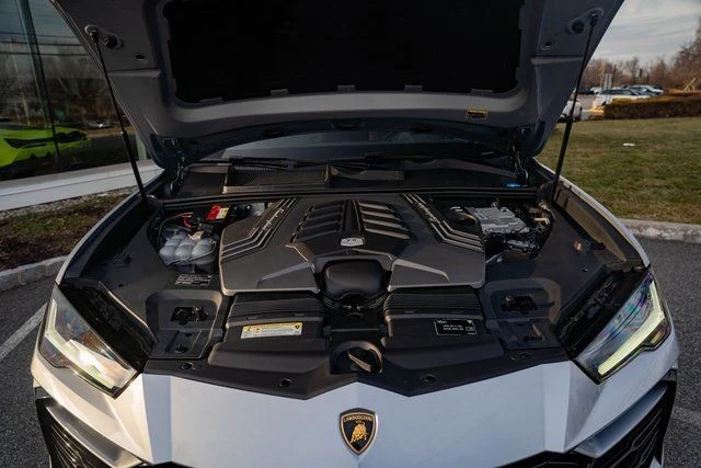 2022 Lamborghini Urus - Image 30 of 31