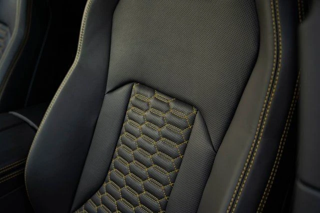 2022 Lamborghini Urus - Image 28 of 31