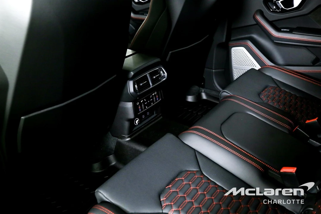 2022 Lamborghini Urus - Image 18 of 21
