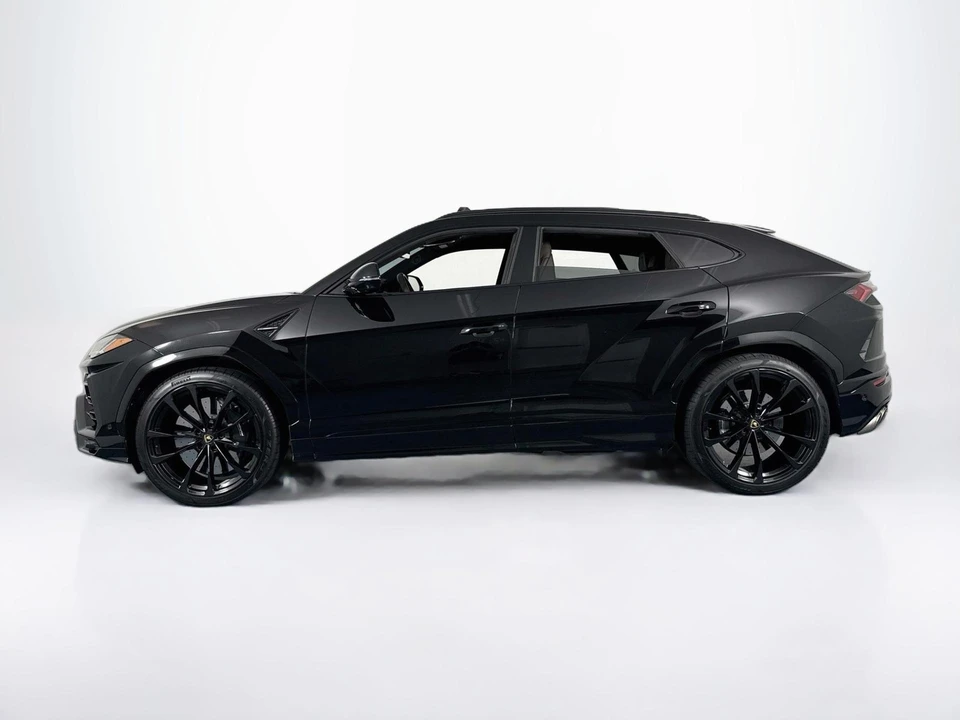 2022 Lamborghini Urus - Image 20 of 31