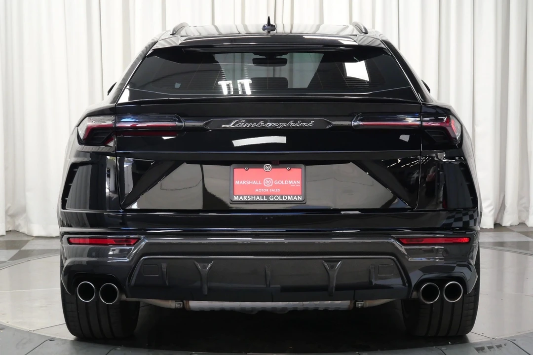 2022 Lamborghini Urus - Image 8 of 21