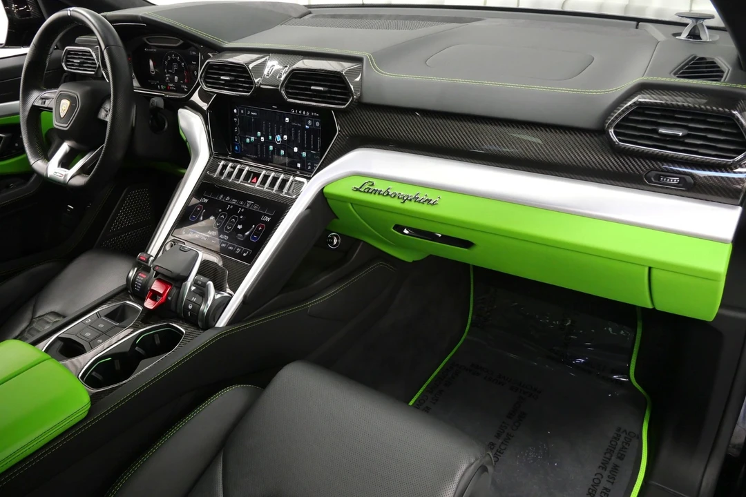 2022 Lamborghini Urus - Image 14 of 21