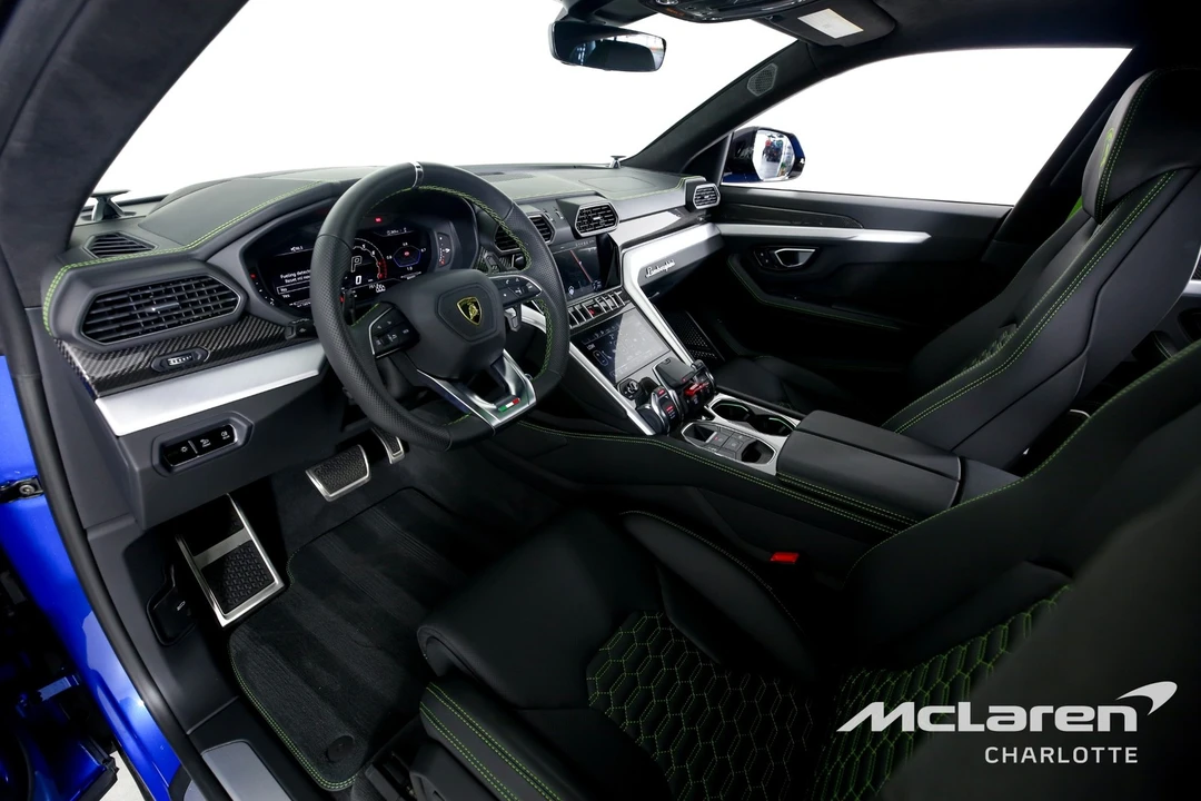 2022 Lamborghini Urus - Image 12 of 31
