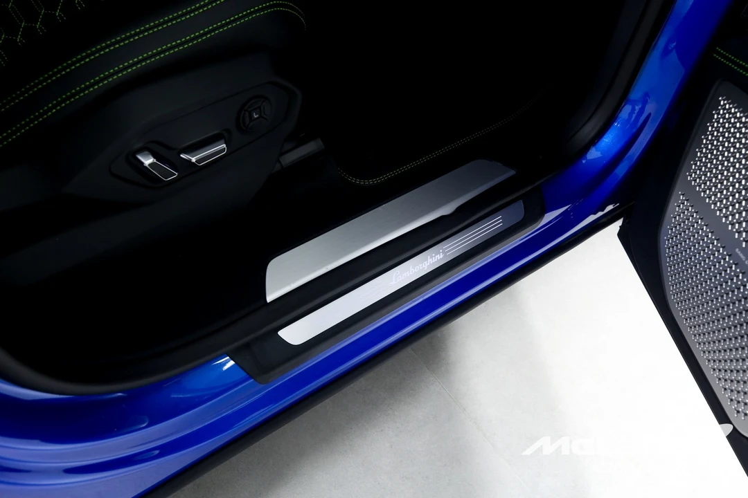 2022 Lamborghini Urus - Image 30 of 31