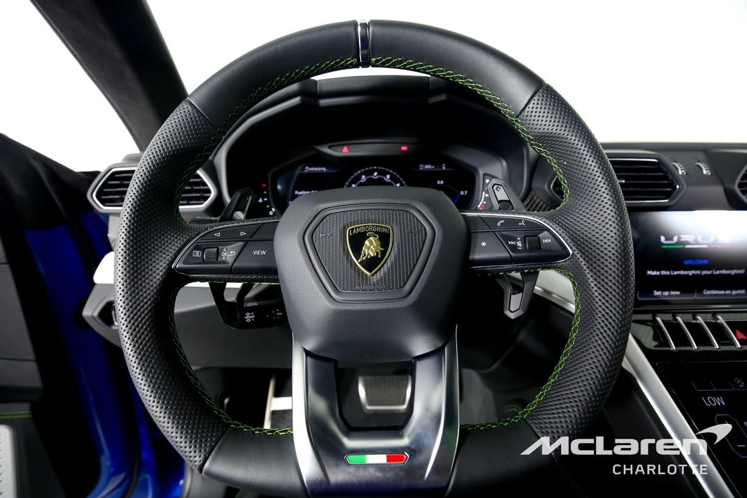 2022 Lamborghini Urus - Image 13 of 21
