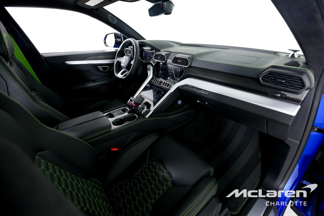 2022 Lamborghini Urus - Image 28 of 31