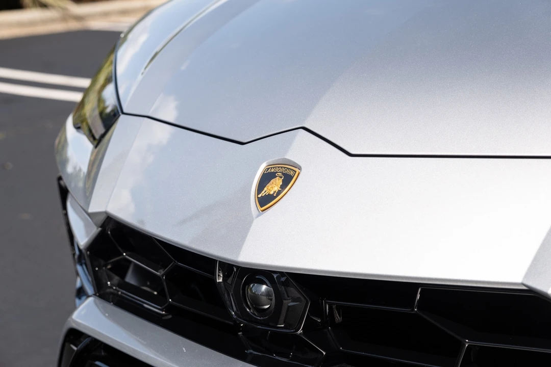 2022 Lamborghini Urus - Image 12 of 21
