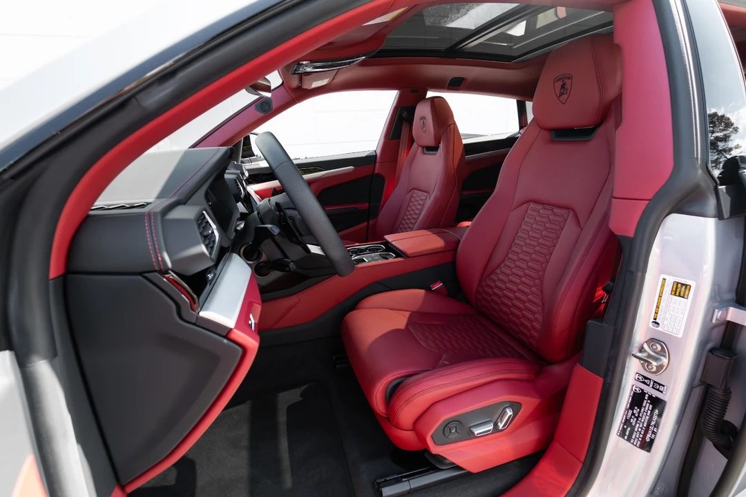 2022 Lamborghini Urus - Image 7 of 21