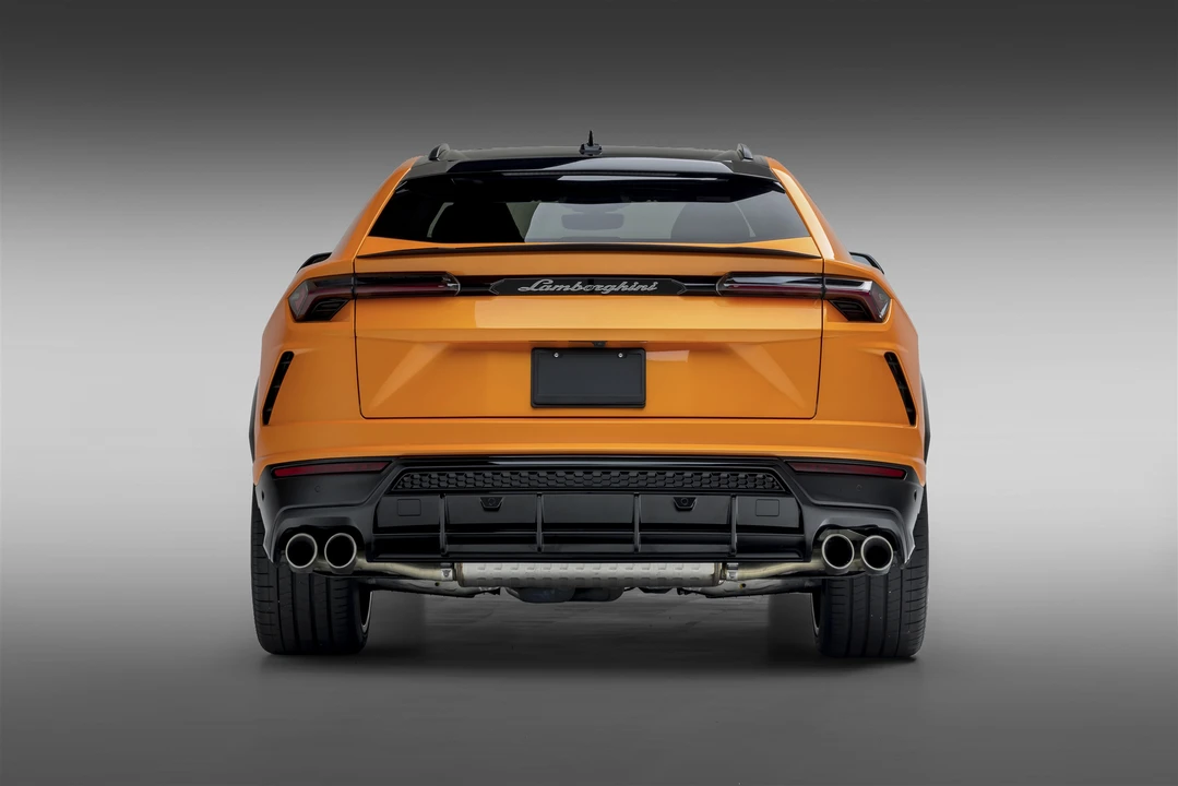 2022 Lamborghini Urus - Image 5 of 31