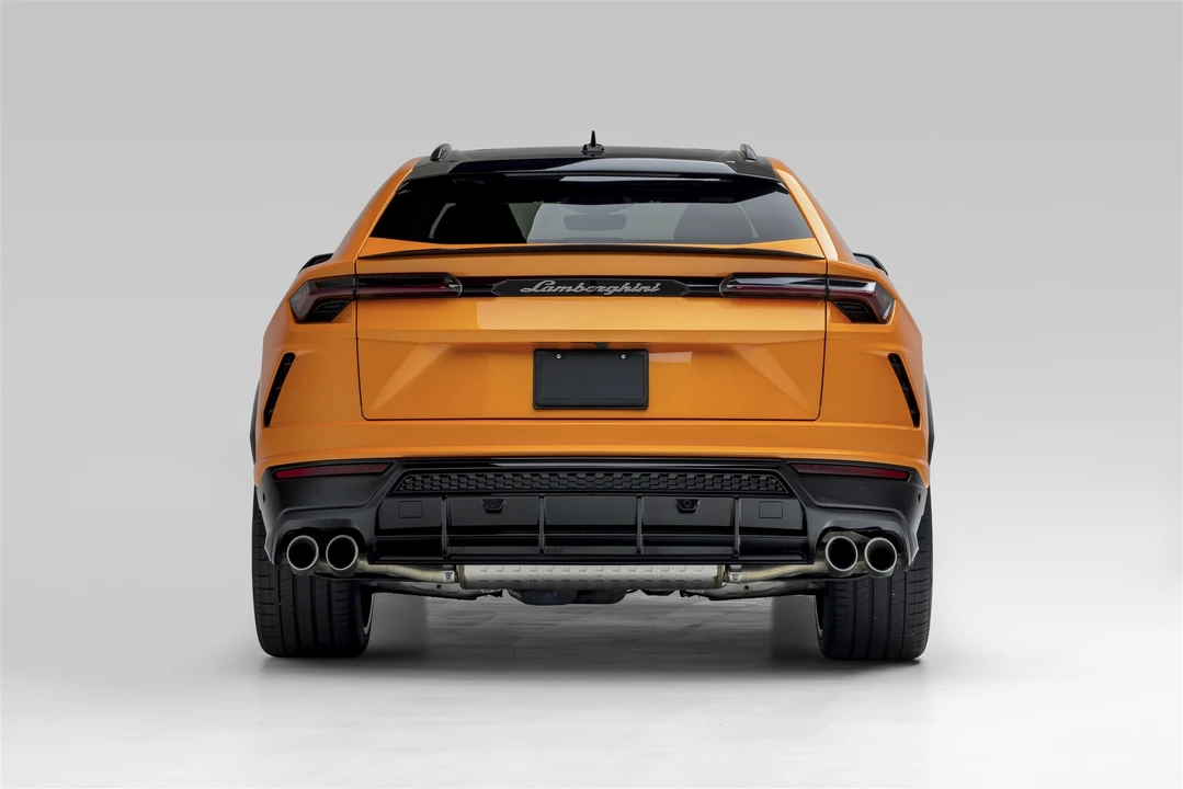 2022 Lamborghini Urus - Image 19 of 31