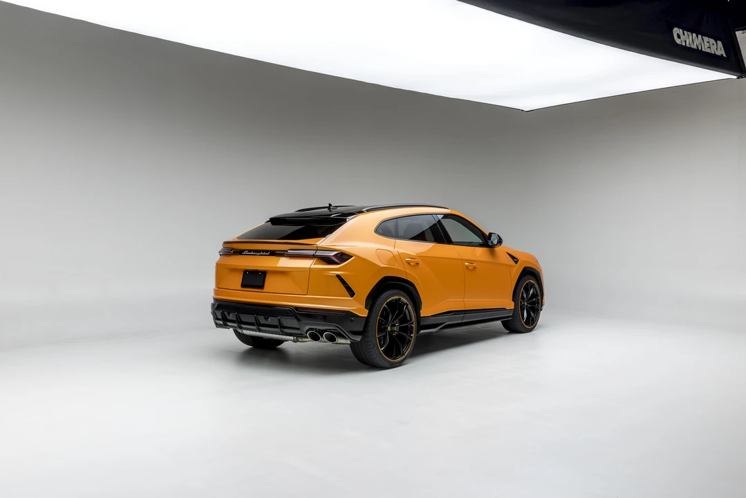 2022 Lamborghini Urus - Image 26 of 31