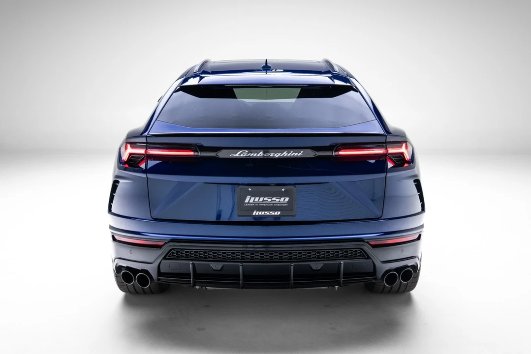 2022 Lamborghini Urus - Image 5 of 31