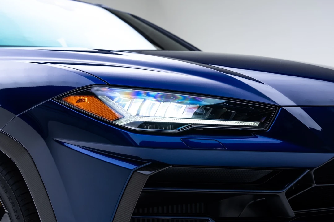 2022 Lamborghini Urus - Image 10 of 31