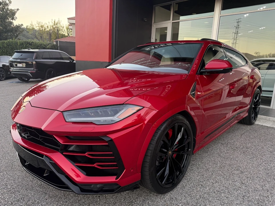 2022 Lamborghini Urus - Image 7 of 21