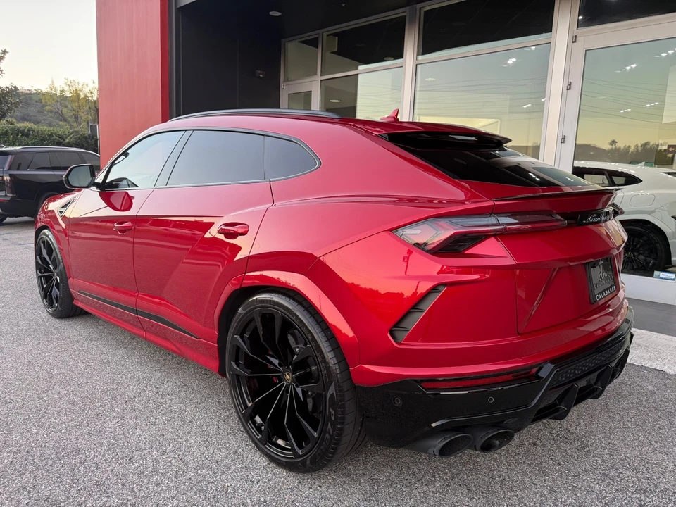 2022 Lamborghini Urus - Image 4 of 21