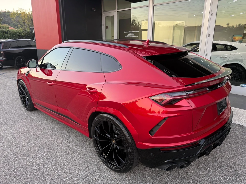 2022 Lamborghini Urus - Image 5 of 21