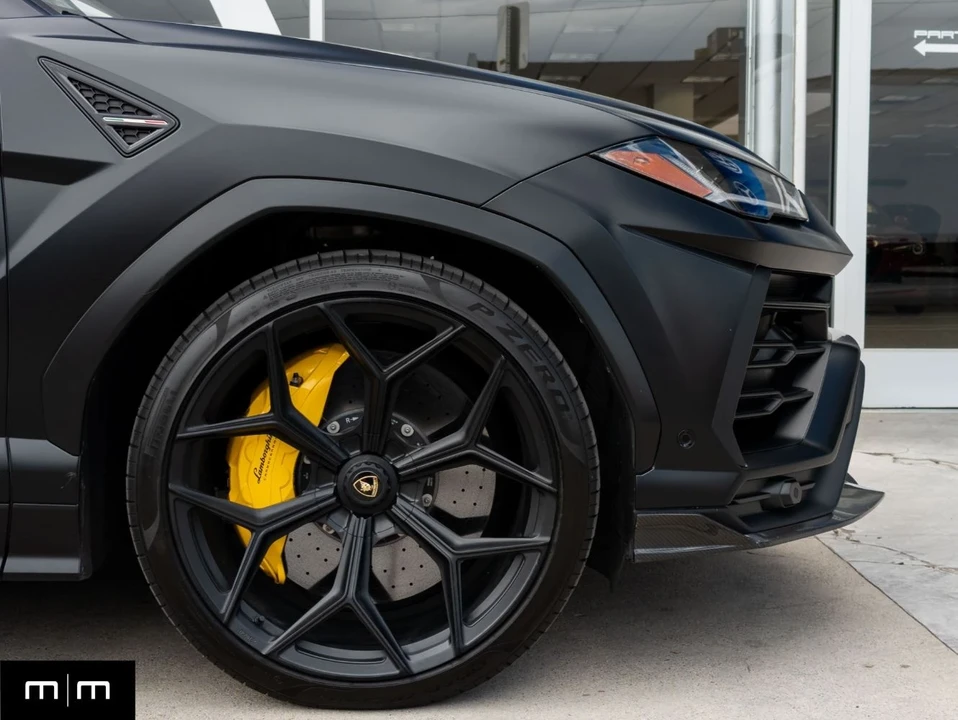 2022 Lamborghini Urus - Image 12 of 21