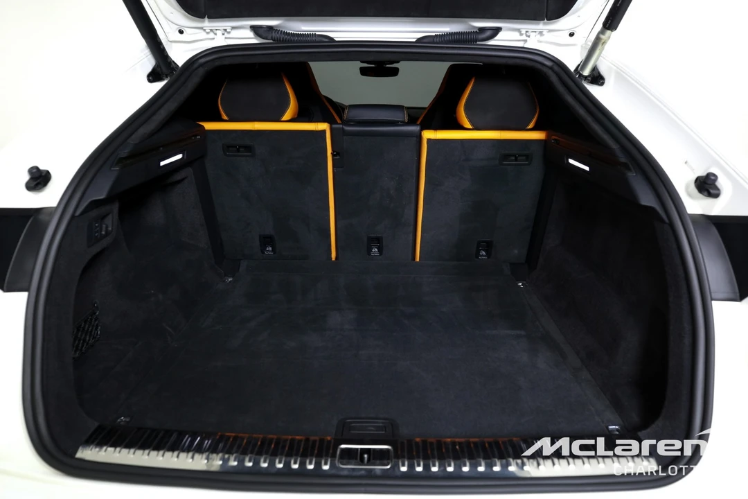2022 Lamborghini Urus - Image 21 of 31