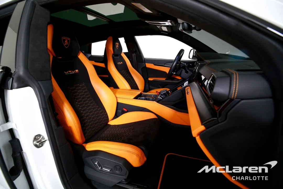 2022 Lamborghini Urus - Image 28 of 31