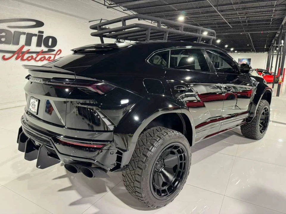 2022 Lamborghini Urus - Image 7 of 12