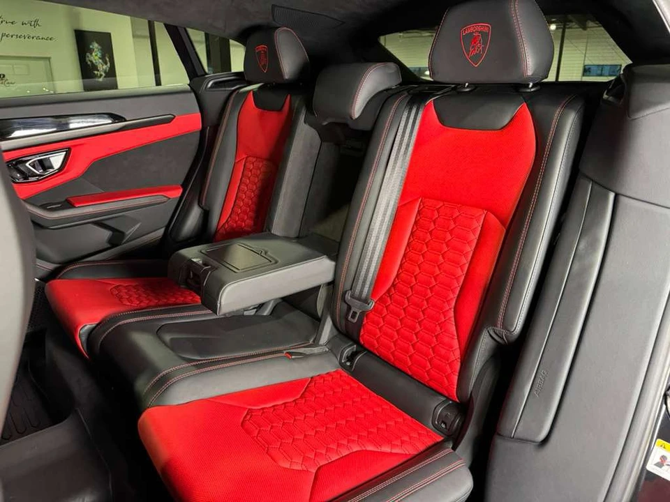 2022 Lamborghini Urus - Image 12 of 12