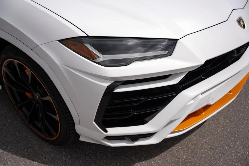 2022 Lamborghini Urus - Image 7 of 20