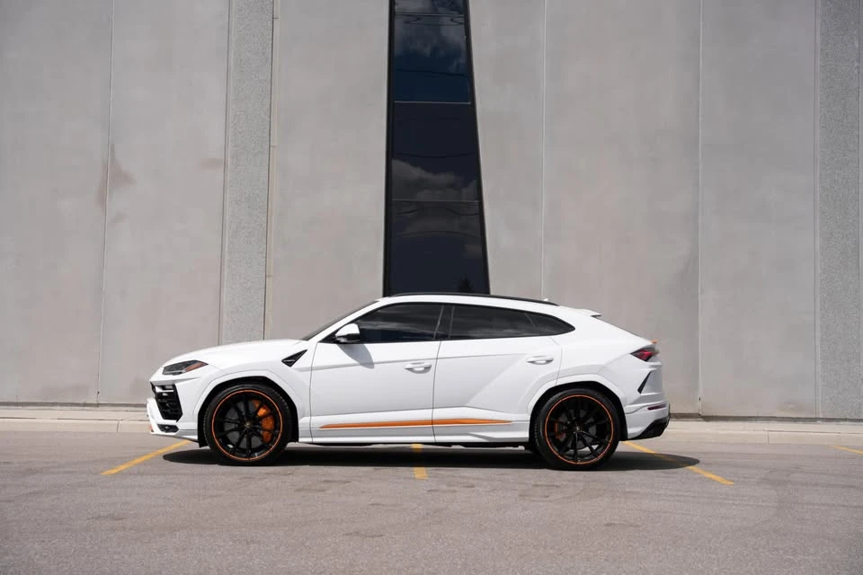 2022 Lamborghini Urus - Image 3 of 20