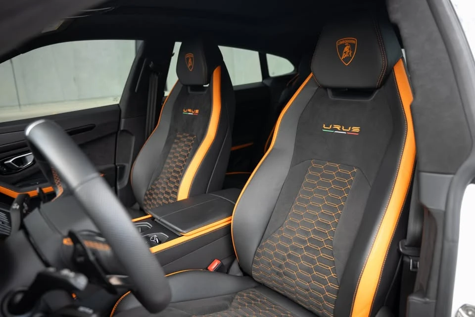 2022 Lamborghini Urus - Image 11 of 20