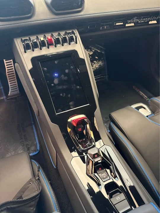 2022 Lamborghini Huracan LP610-2 EVO - Image 6 of 10