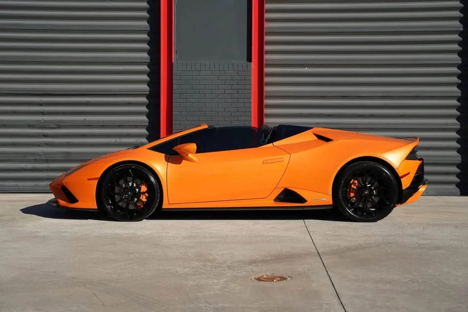2022 Lamborghini Huracan - Image 11 of 15