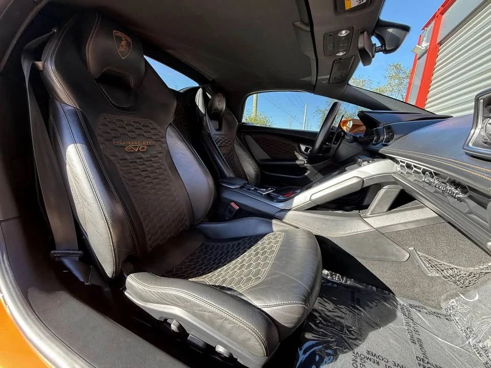 2022 Lamborghini Huracan - Image 14 of 15