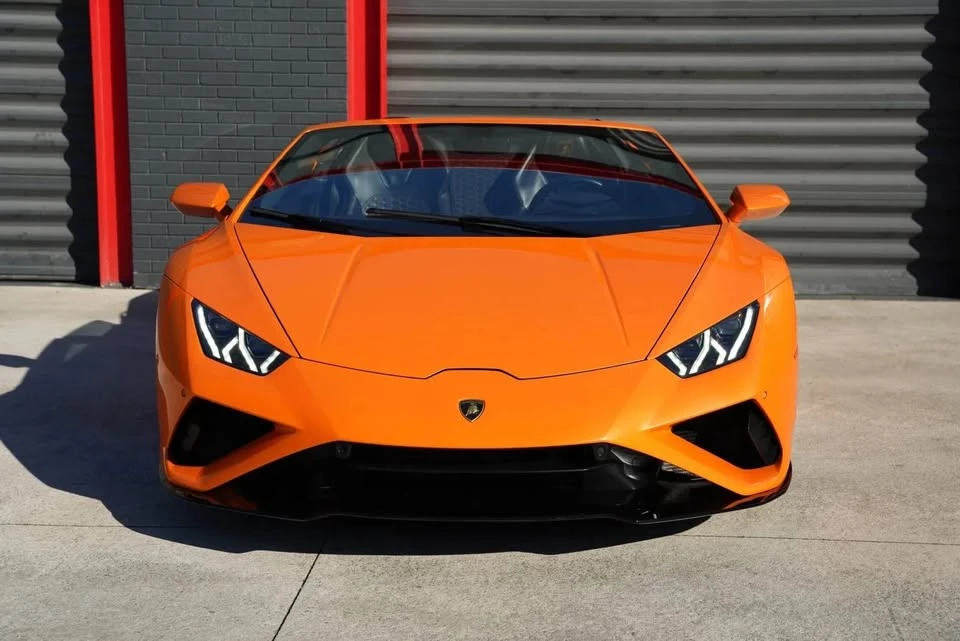 2022 Lamborghini Huracan - Image 9 of 15