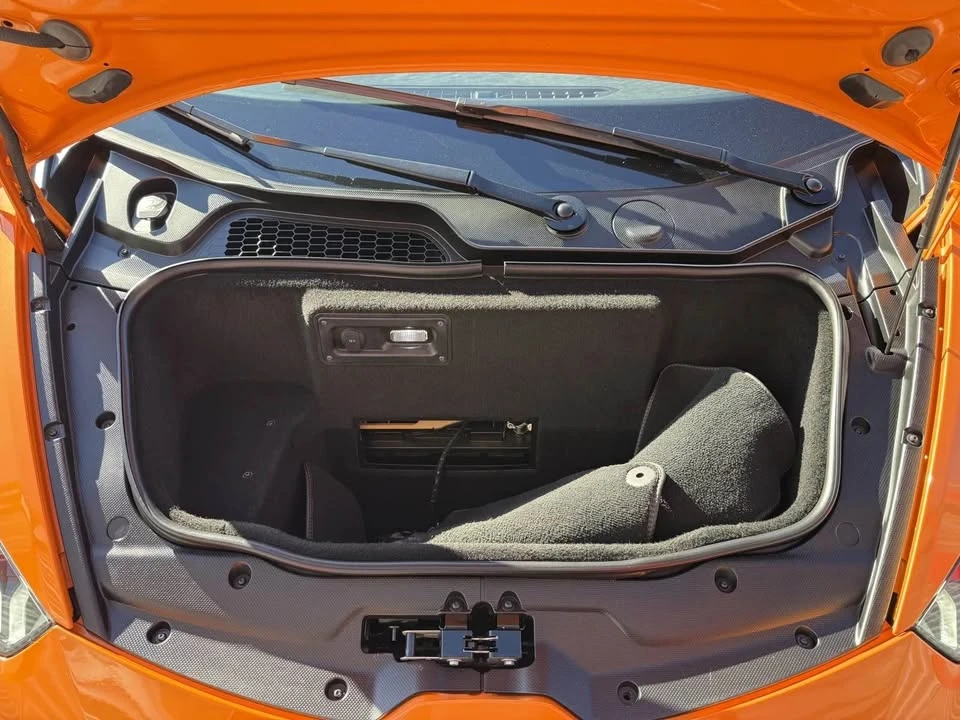 2022 Lamborghini Huracan - Image 5 of 15