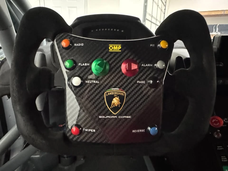 2022 Lamborghini Huracan - Image 15 of 20