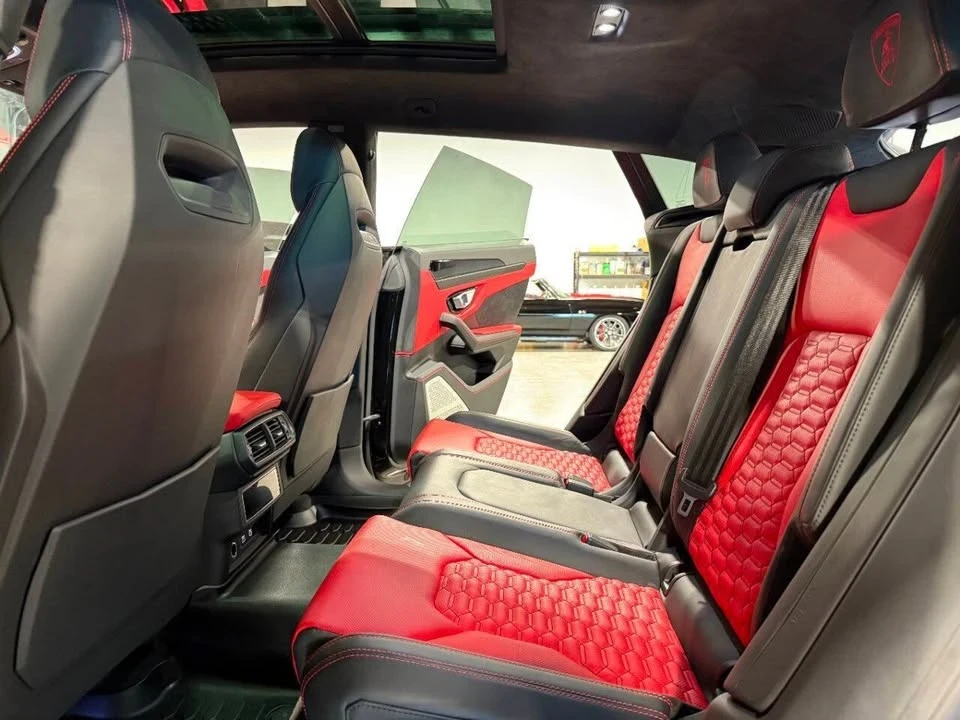 2022 Lamborghini Urus - Image 11 of 20