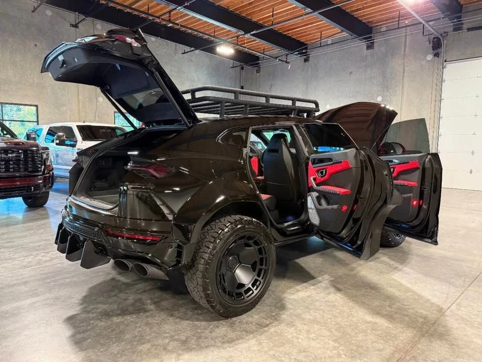 2022 Lamborghini Urus - Image 17 of 20