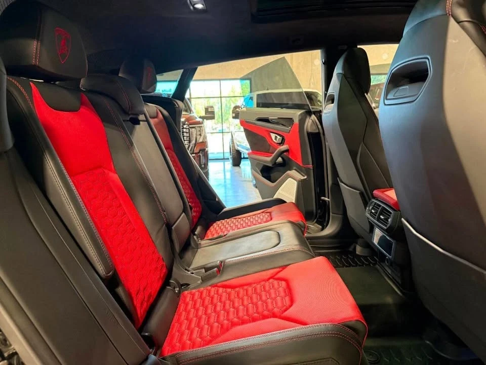 2022 Lamborghini Urus - Image 12 of 20