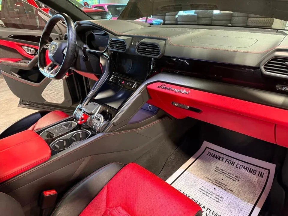 2022 Lamborghini Urus - Image 14 of 20