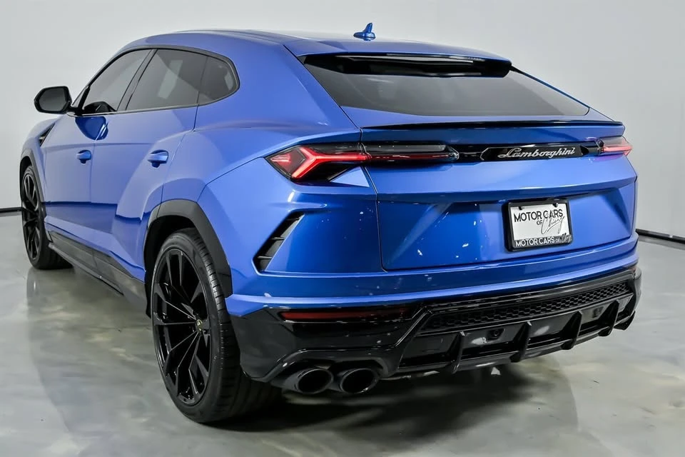 2022 Lamborghini Urus - Image 10 of 20