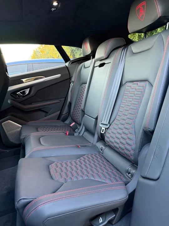 2022 Lamborghini Urus - Image 4 of 5