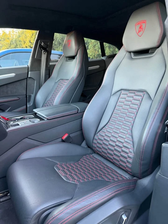 2022 Lamborghini Urus - Image 2 of 5
