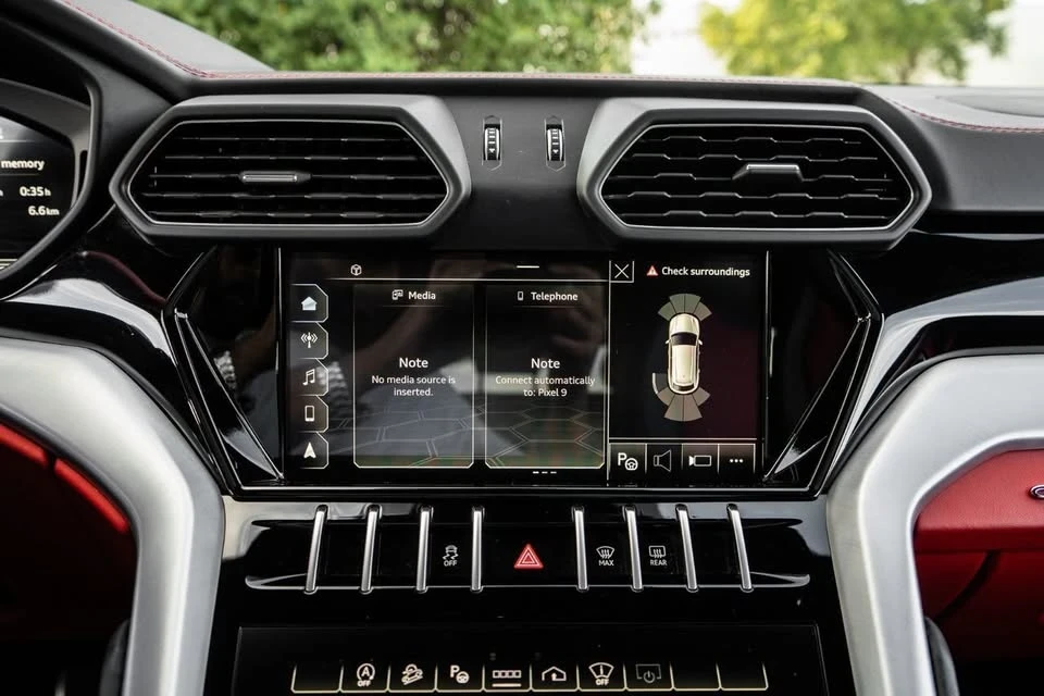 2022 Lamborghini Urus - Image 20 of 20