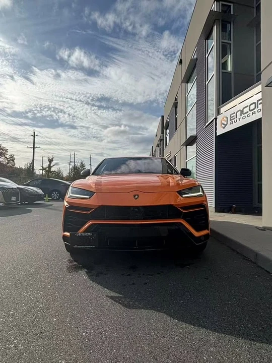 2022 Lamborghini Urus - Image 2 of 15