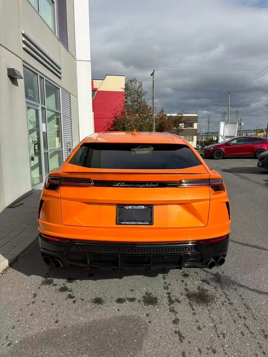 2022 Lamborghini Urus - Image 5 of 15