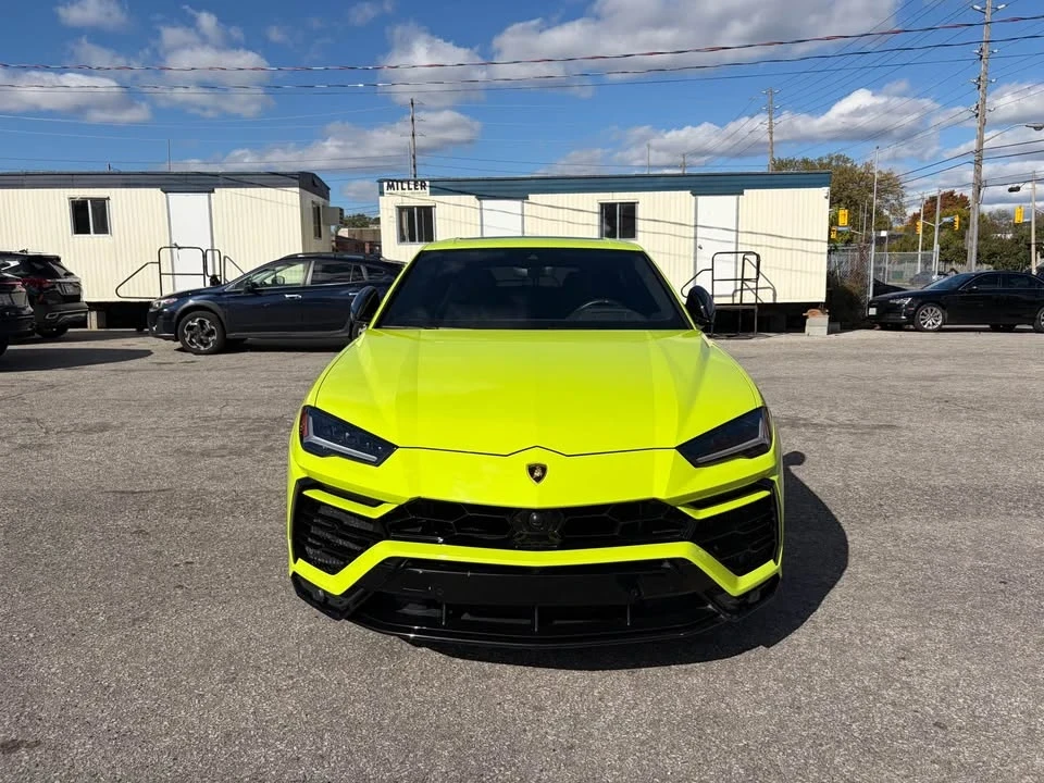 2022 Lamborghini Urus - Image 8 of 9