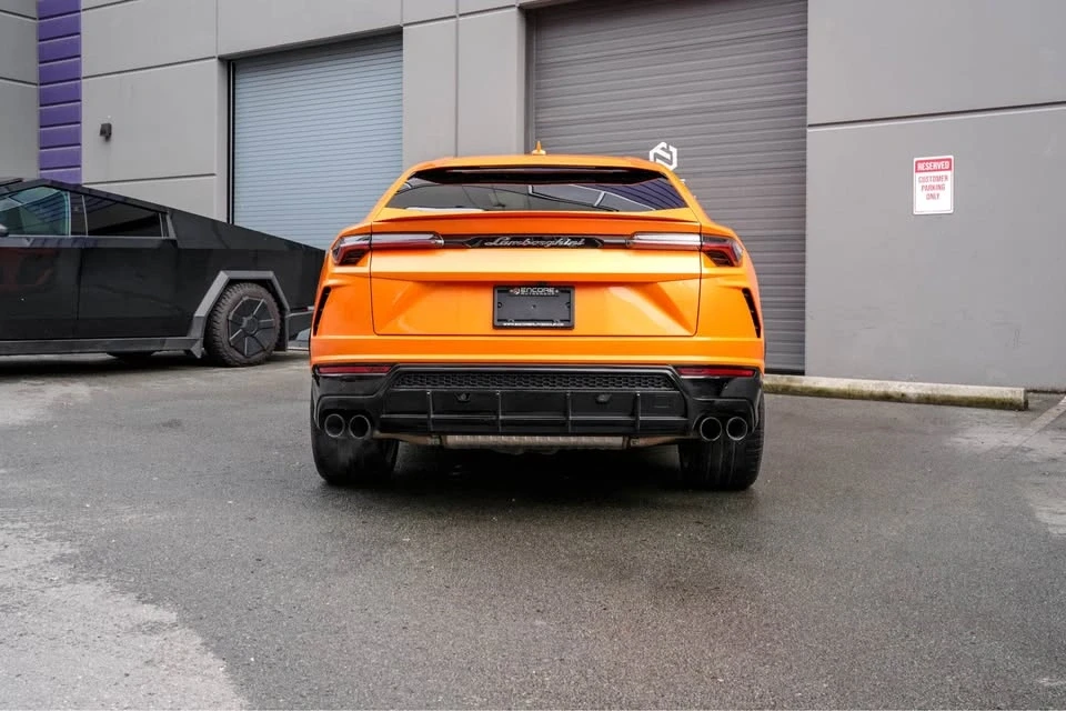 2022 Lamborghini Urus - Image 14 of 19