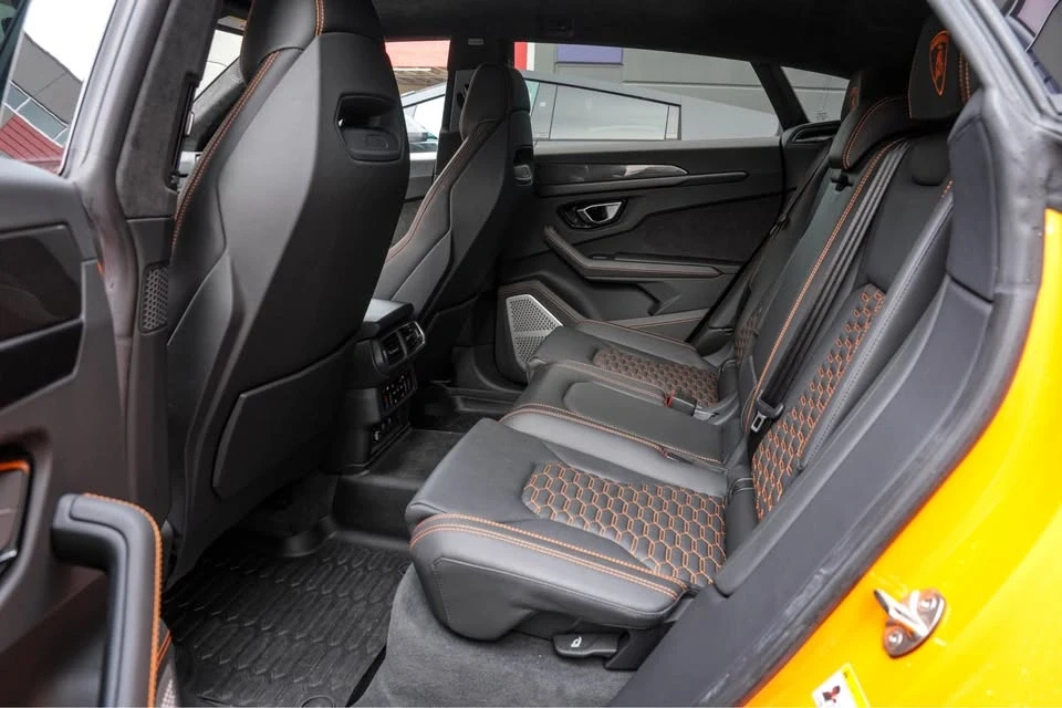 2022 Lamborghini Urus - Image 9 of 14