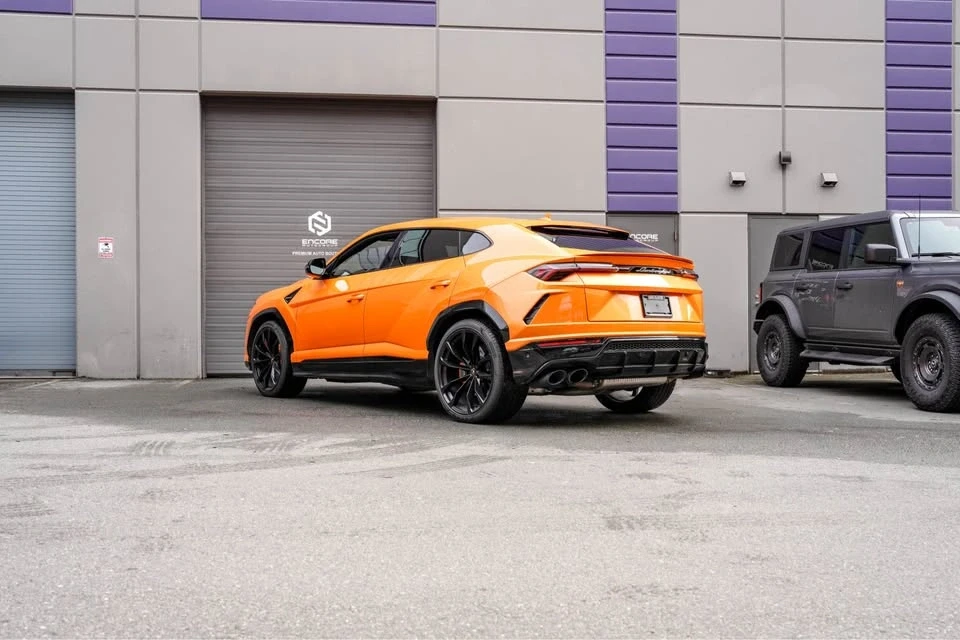 2022 Lamborghini Urus - Image 17 of 19