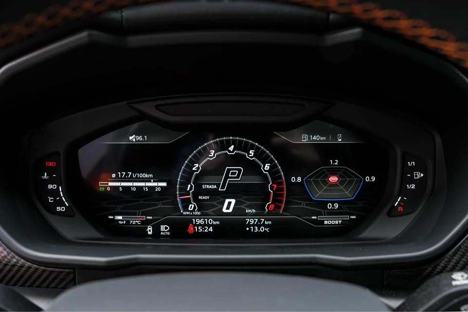 2022 Lamborghini Urus - Image 5 of 14